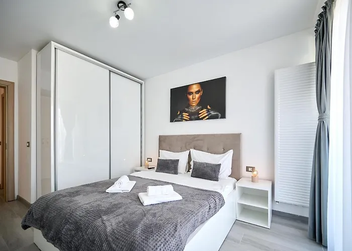 Palmas - Pool By N10 Apartament Năvodari